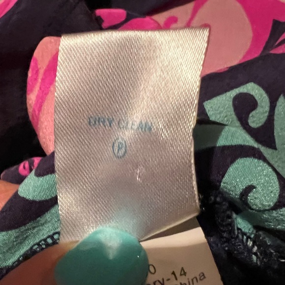 Lilly Pulitzer Marion Short Sleeve Silk Blouse Top Size Medium/Large - Picture 6 of 16